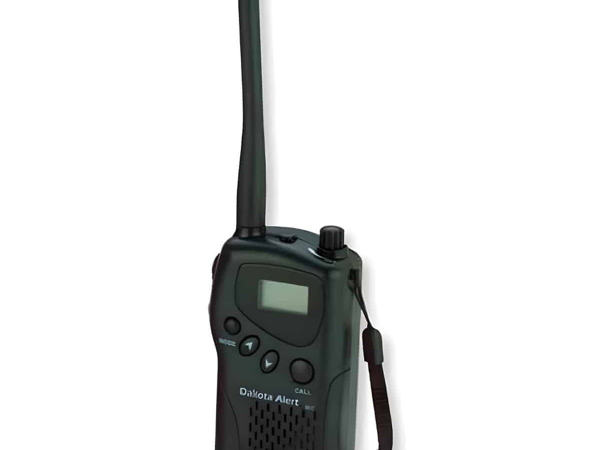 洋書 RADIO DEPANNAGE ET MISE AU POINT XHDATA D-808, D-608WB and D-368 compared on PBS Xinjiang in