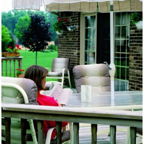 RC3510D Wireless Battery Chime Kit in use RC3510D Wireless Battery Chime Kit in use